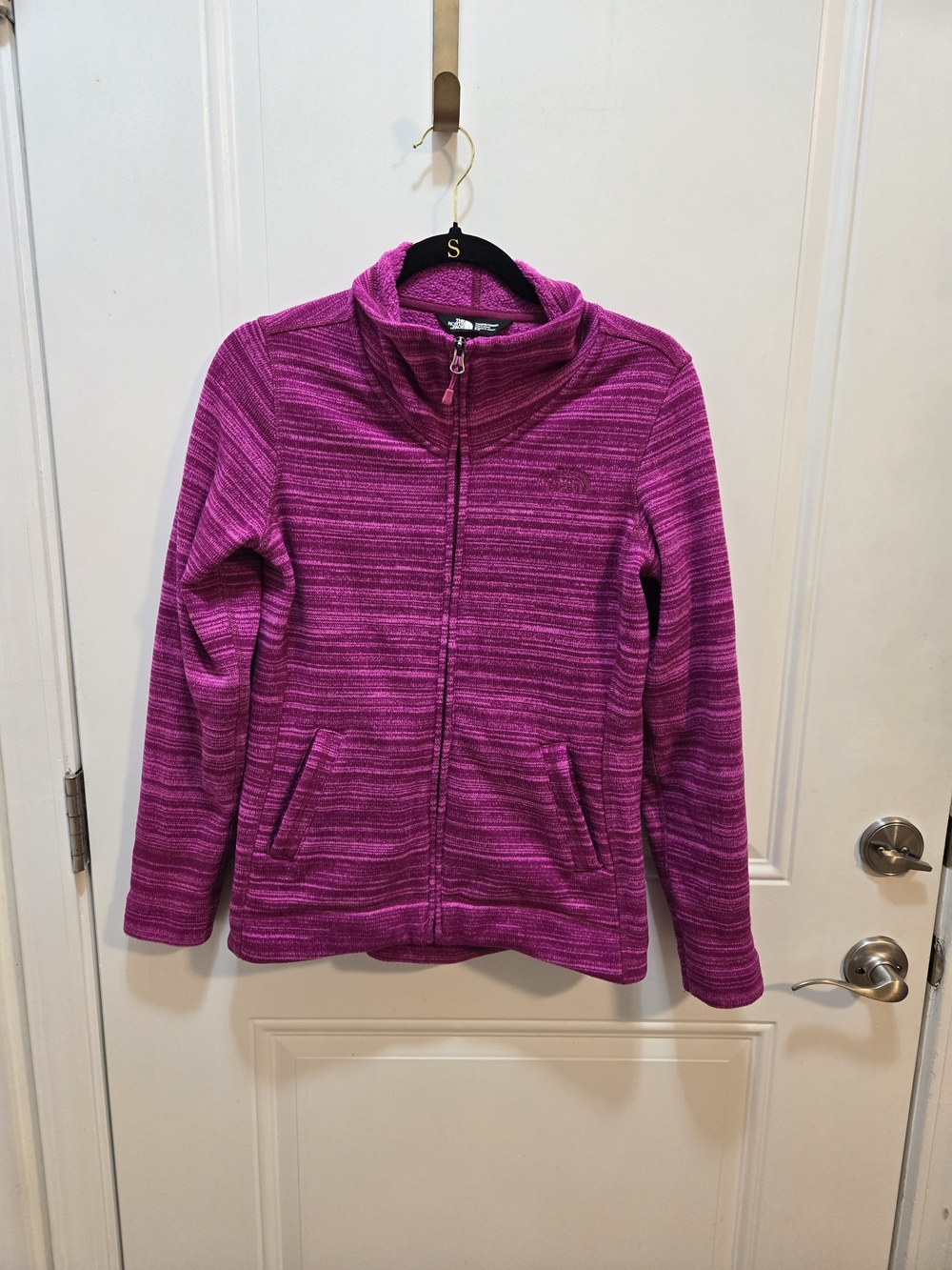 The North Face Women's Zip-Up Teddy Jacket - Magenta Pink Stripe